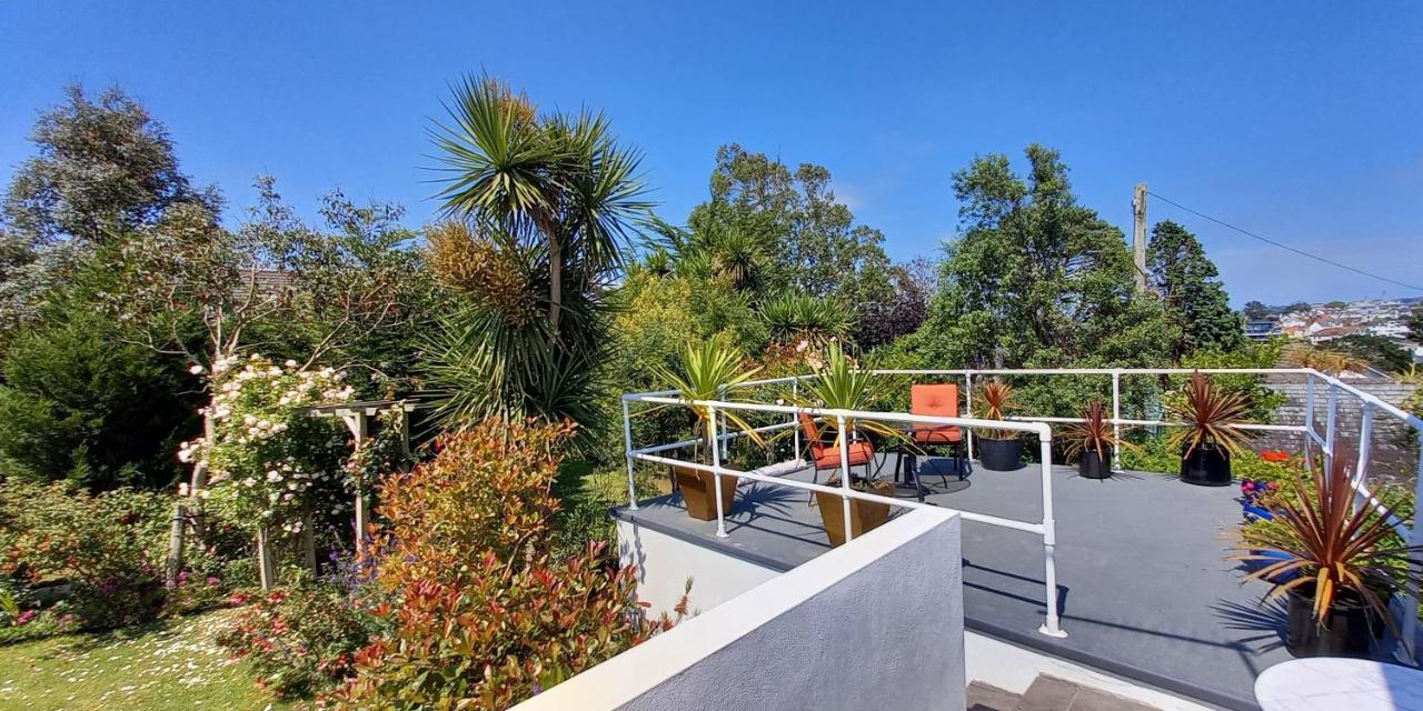 Blue Hills Luxury Apartment, Bay Front With Parking Falmouth Buitenkant foto