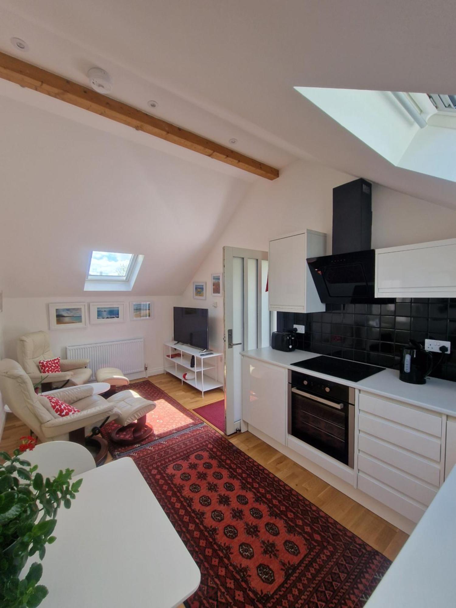 Blue Hills Luxury Apartment, Bay Front With Parking Falmouth Buitenkant foto