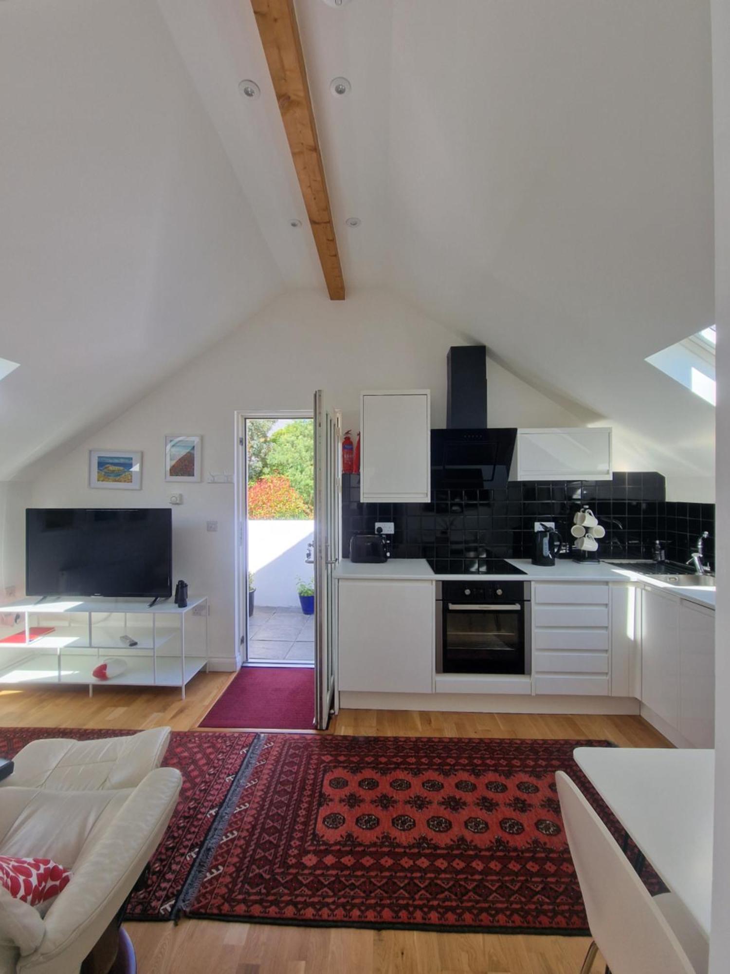 Blue Hills Luxury Apartment, Bay Front With Parking Falmouth Buitenkant foto